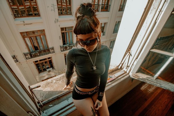 What Are the Key Factors to Consider When Designing a Cozy Corner in Your UK Home?